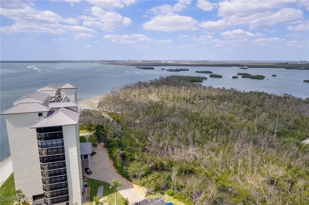 17080 Harbour Point Drive Fort Myers FL 33908