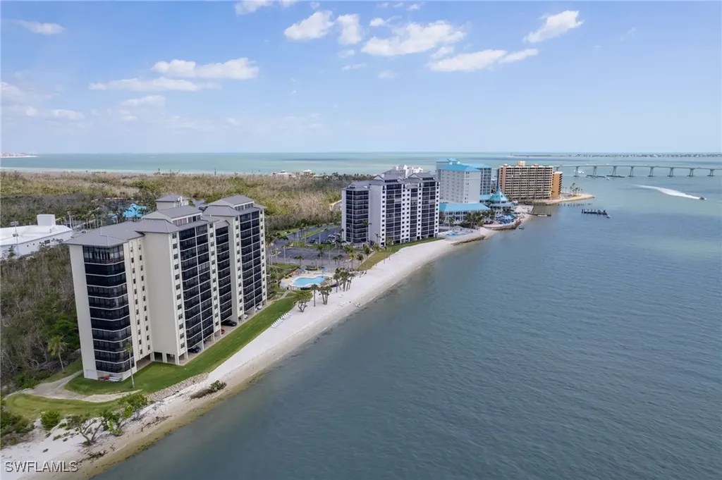 17080 Harbour Point Drive Fort Myers FL 33908
