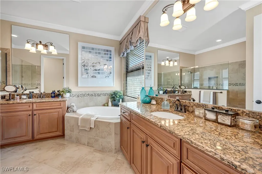 9451 Piacere Way Naples FL 34113