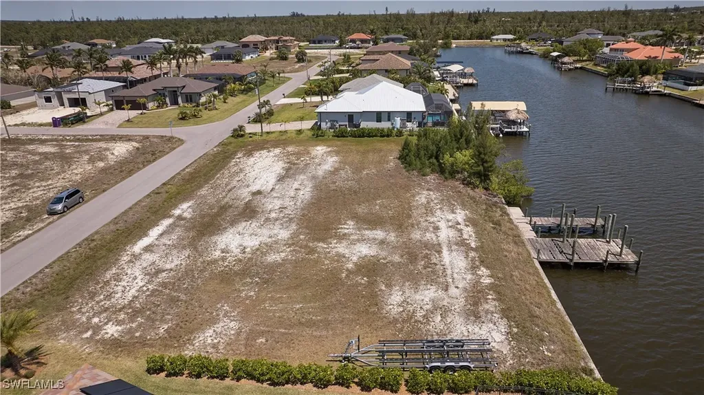 4208 NW 27th Street Cape Coral FL 33993