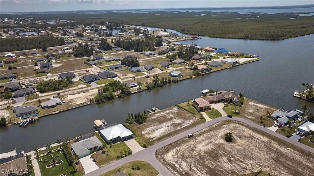 4208 NW 27th Street Cape Coral FL 33993