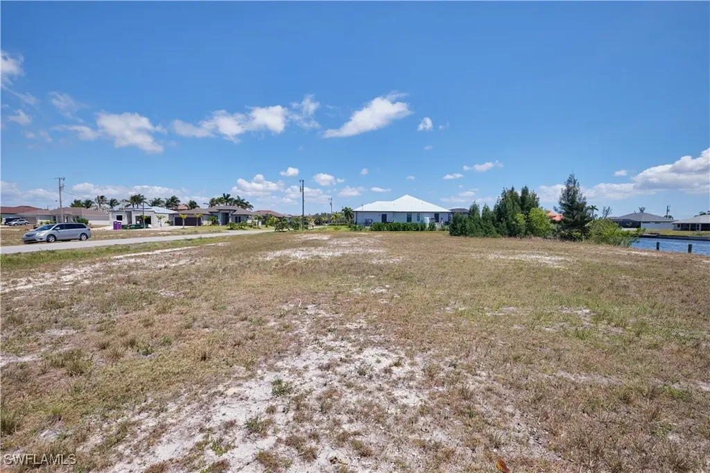 4208 NW 27th Street Cape Coral FL 33993