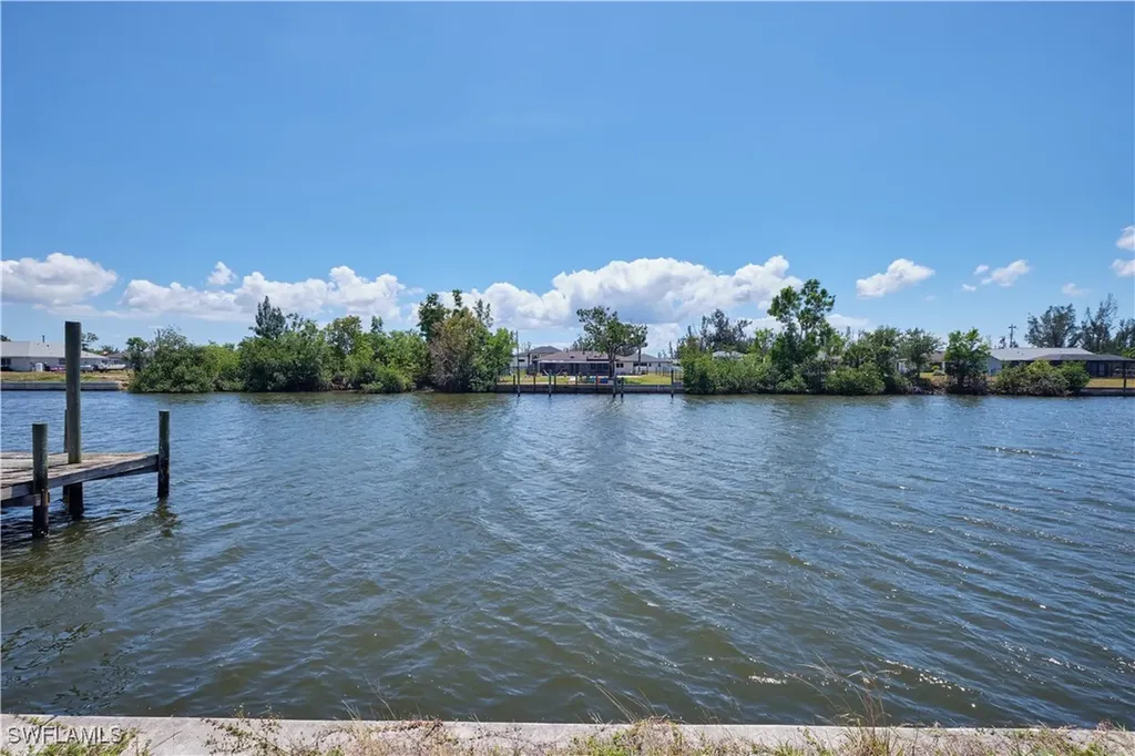 4208 NW 27th Street Cape Coral FL 33993