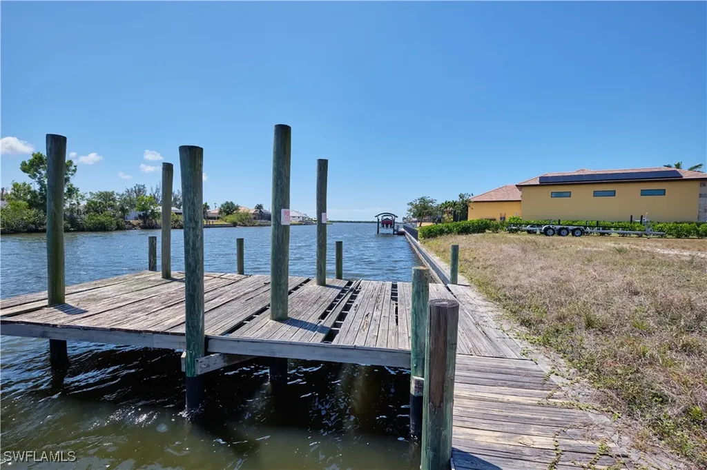 4208 NW 27th Street Cape Coral FL 33993