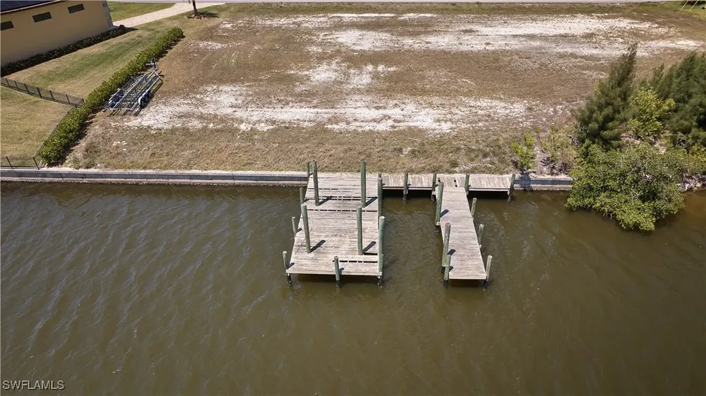 4208 NW 27th Street Cape Coral FL 33993