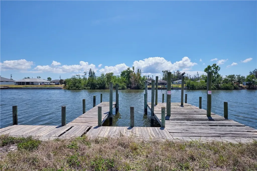 4208 NW 27th Street Cape Coral FL 33993