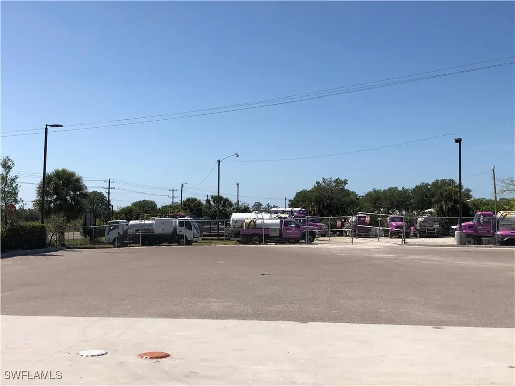 North Fort Myers FL 33917