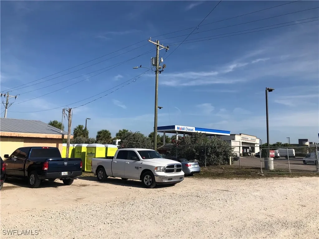 North Fort Myers FL 33917