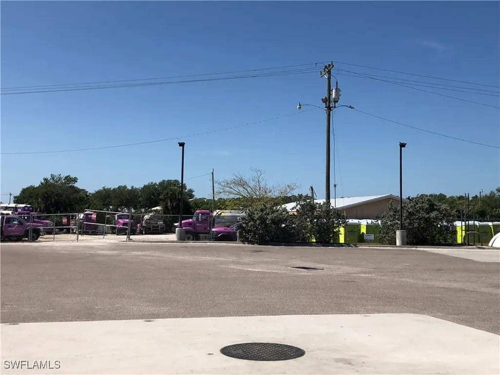 North Fort Myers FL 33917