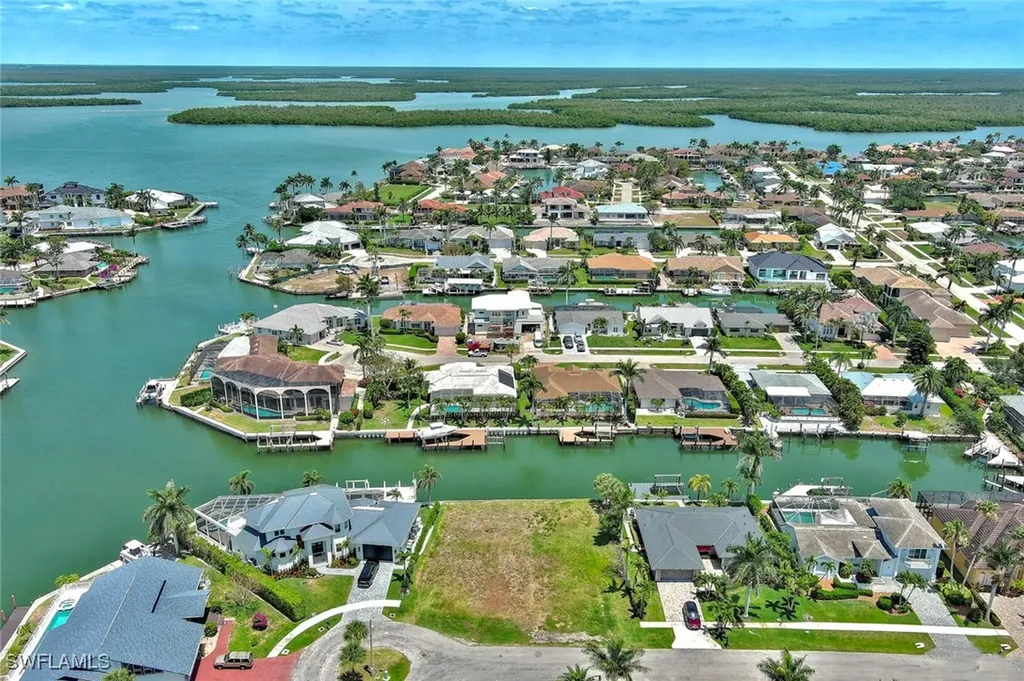 225 Geranium Court Marco Island FL 34145