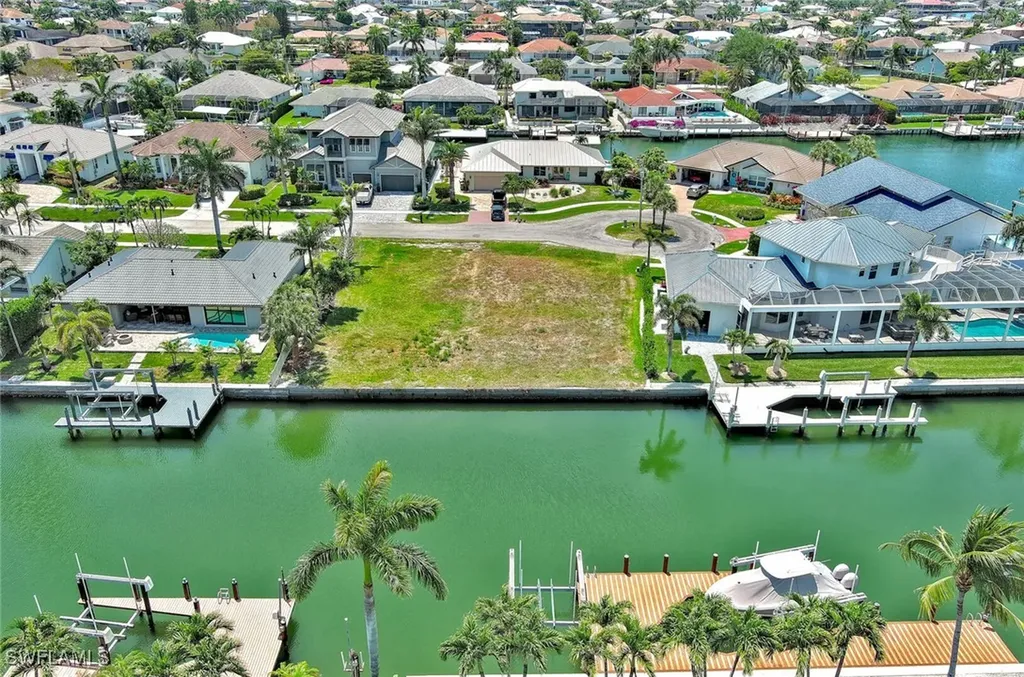 225 Geranium Court Marco Island FL 34145