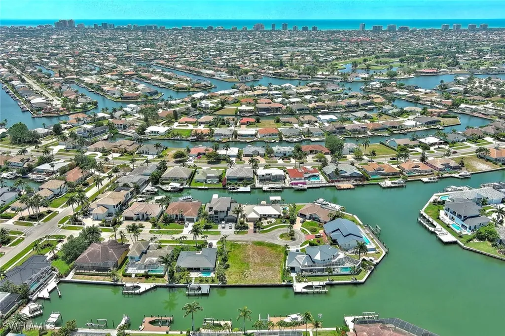 225 Geranium Court Marco Island FL 34145