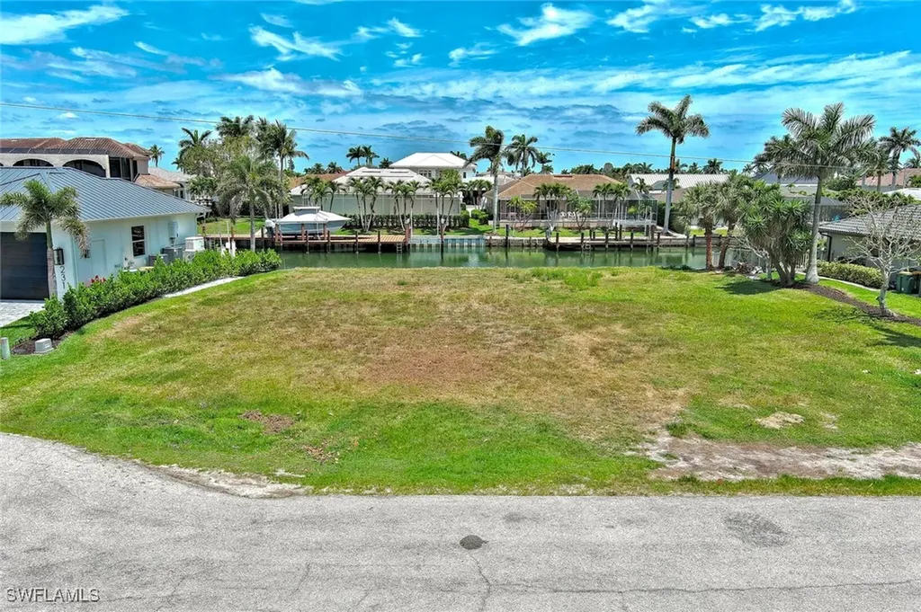 225 Geranium Court Marco Island FL 34145