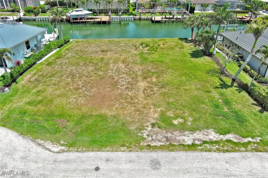 225 Geranium Court Marco Island FL 34145