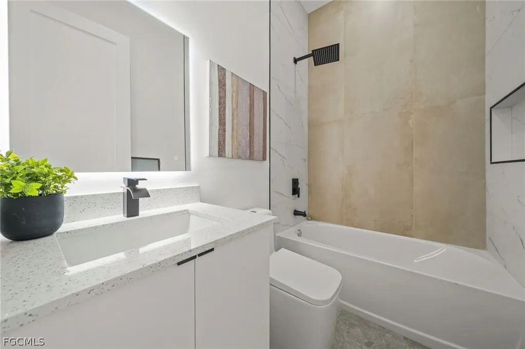 1806 NW 21st Avenue Cape Coral FL 33993