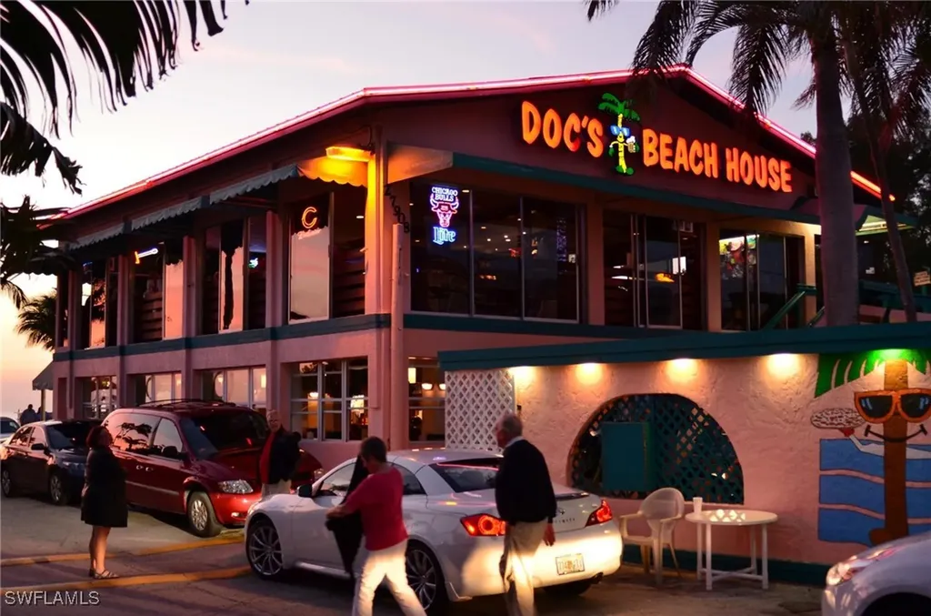 3925 Riviera Circle Bonita Springs FL 34134