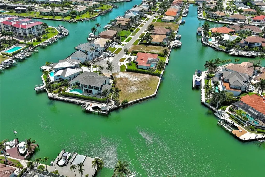 895 Banyan Court Marco Island FL 34145
