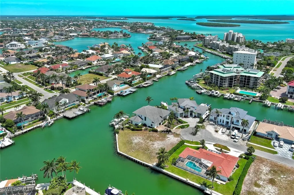 895 Banyan Court Marco Island FL 34145