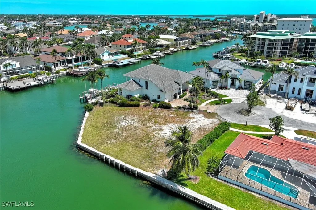 895 Banyan Court Marco Island FL 34145