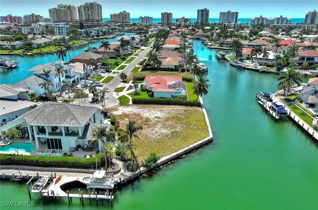 895 Banyan Court Marco Island FL 34145