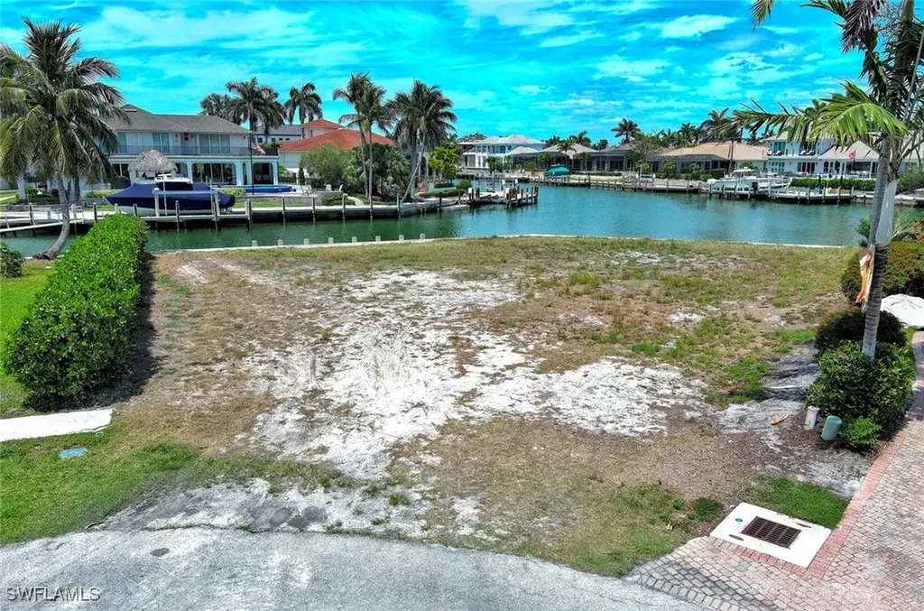 895 Banyan Court Marco Island FL 34145