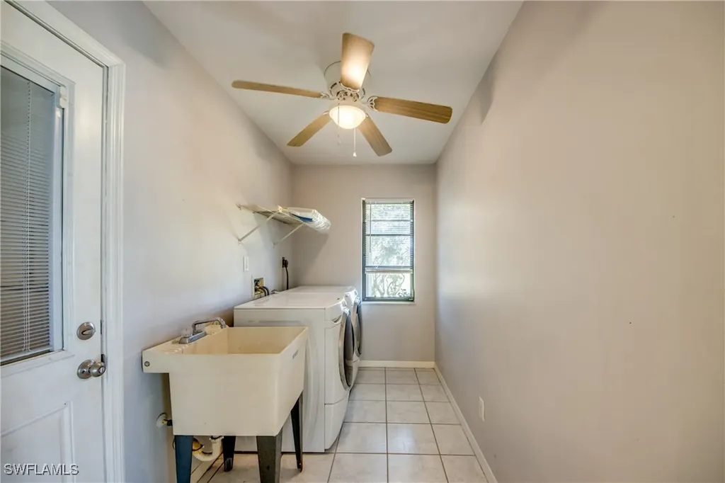 3347 SE 22nd Avenue Cape Coral FL 33904