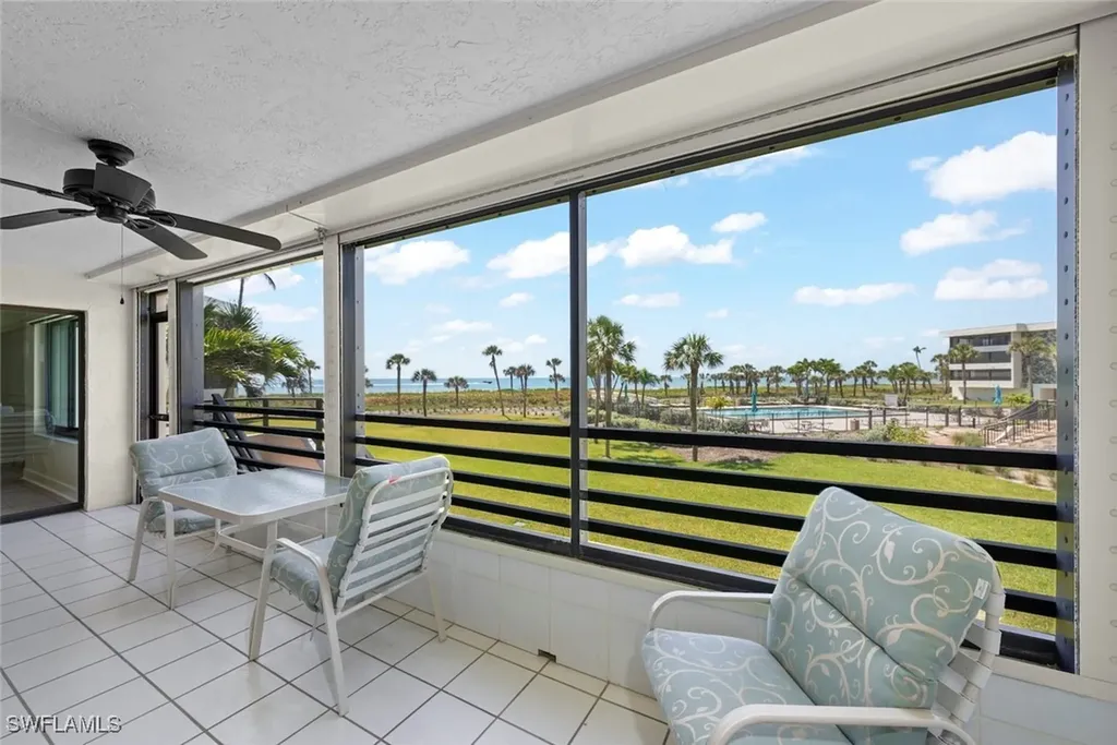1605 Middle Gulf Drive Sanibel FL 33957
