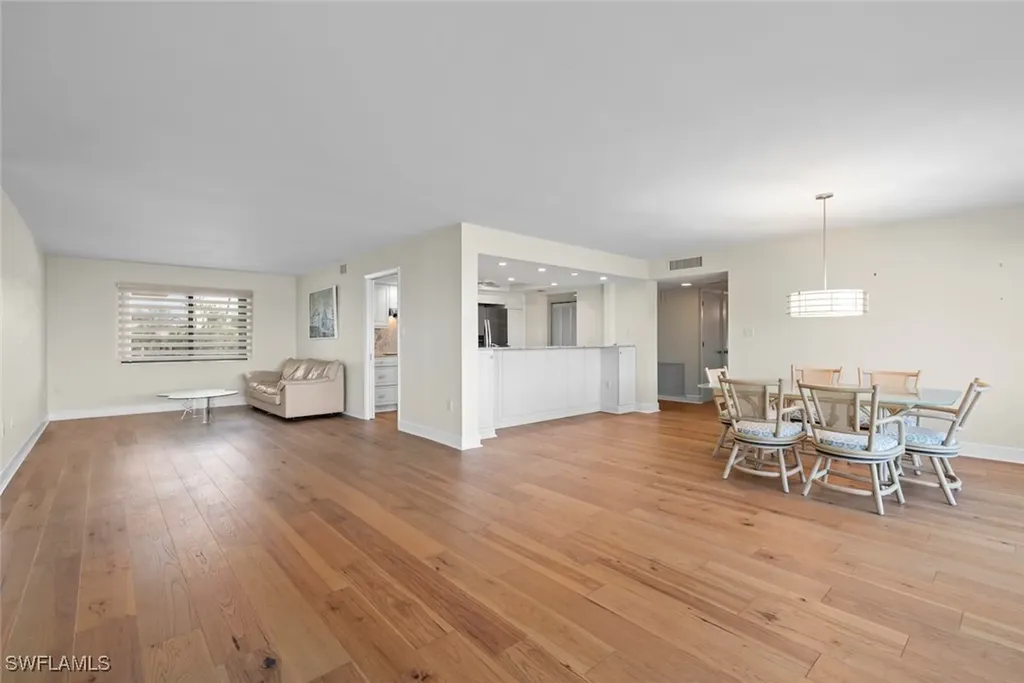 1605 Middle Gulf Drive Sanibel FL 33957