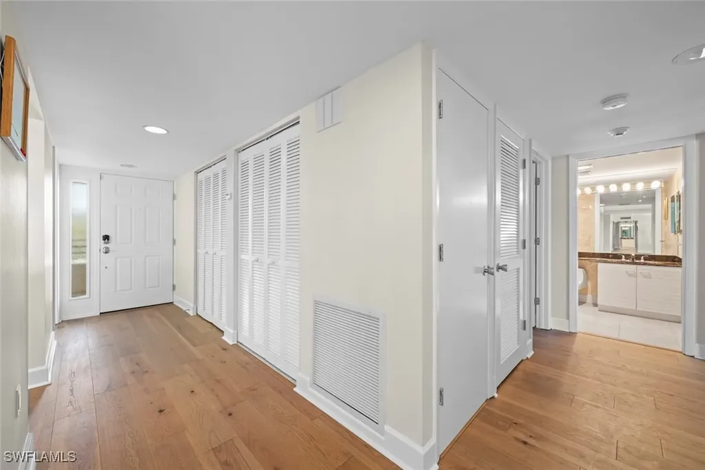 1605 Middle Gulf Drive Sanibel FL 33957