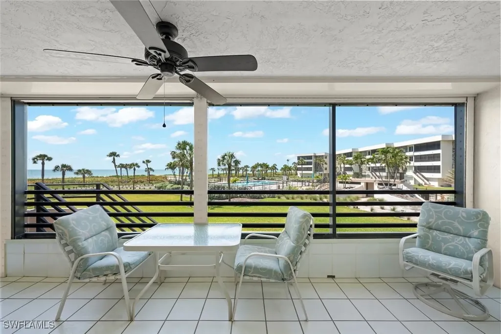 1605 Middle Gulf Drive Sanibel FL 33957