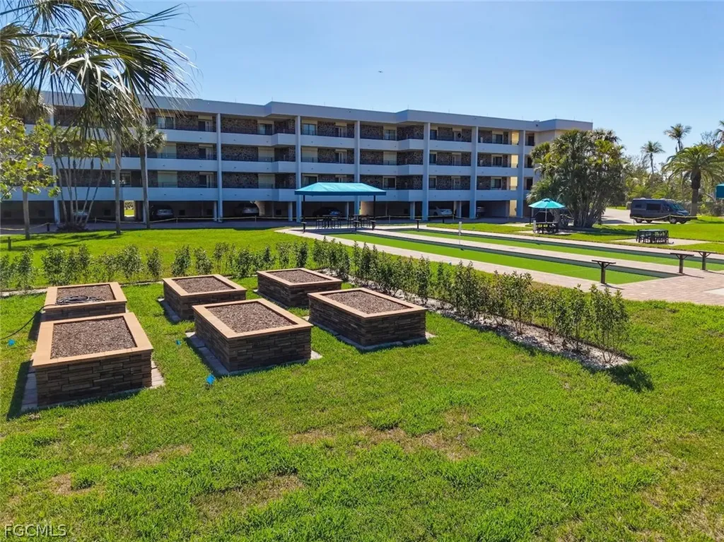 1605 Middle Gulf Drive Sanibel FL 33957