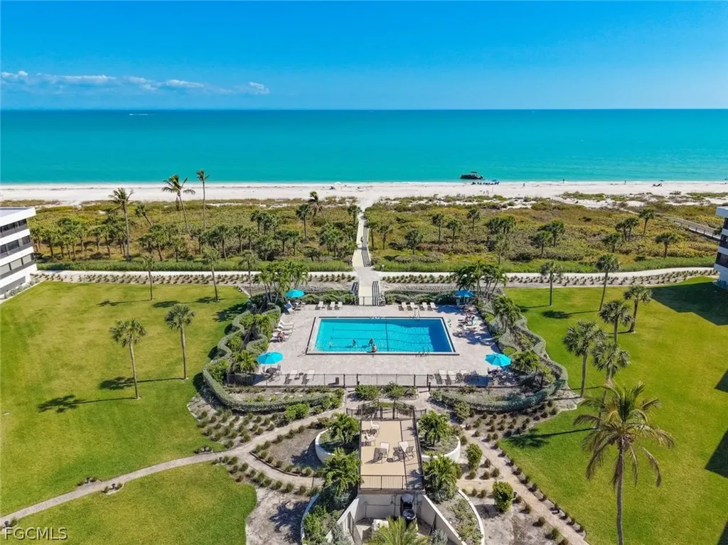 1605 Middle Gulf Drive Sanibel FL 33957