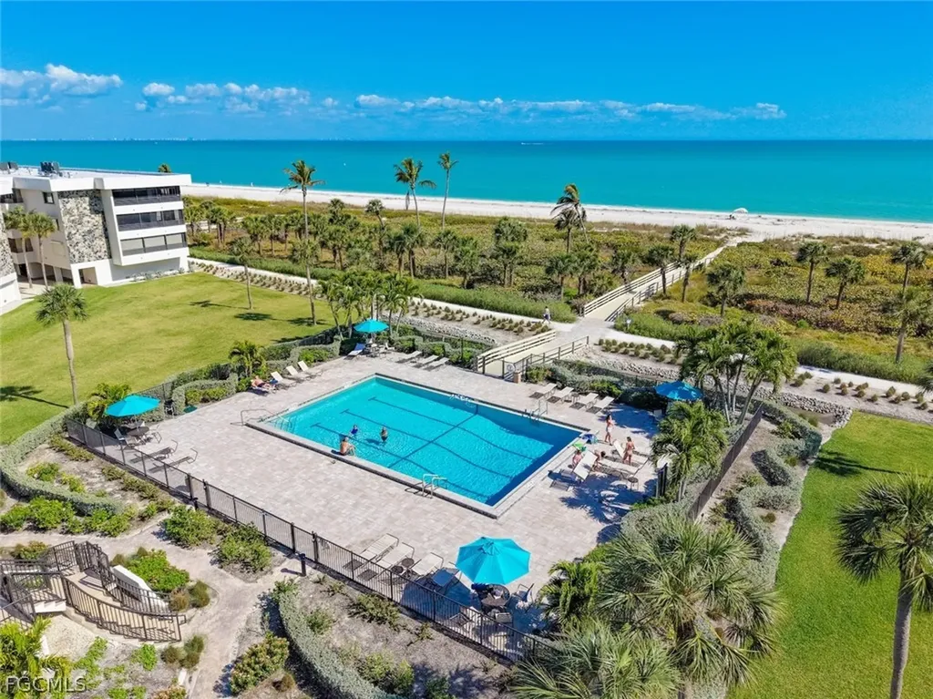 1605 Middle Gulf Drive Sanibel FL 33957