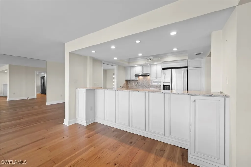 1605 Middle Gulf Drive Sanibel FL 33957