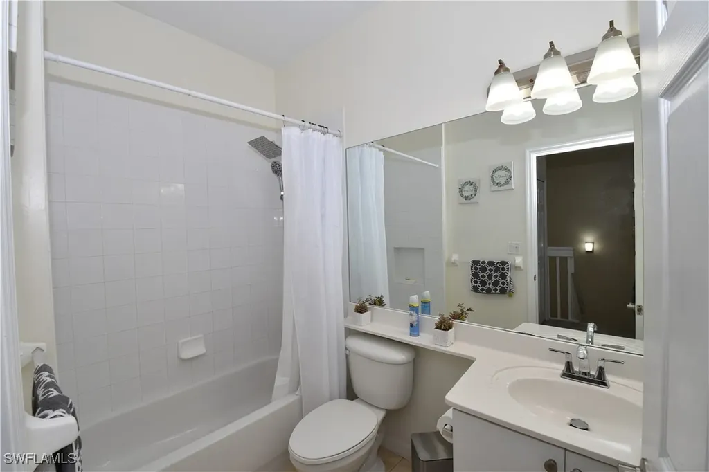 15151 Summit Place Circle Naples FL 34119