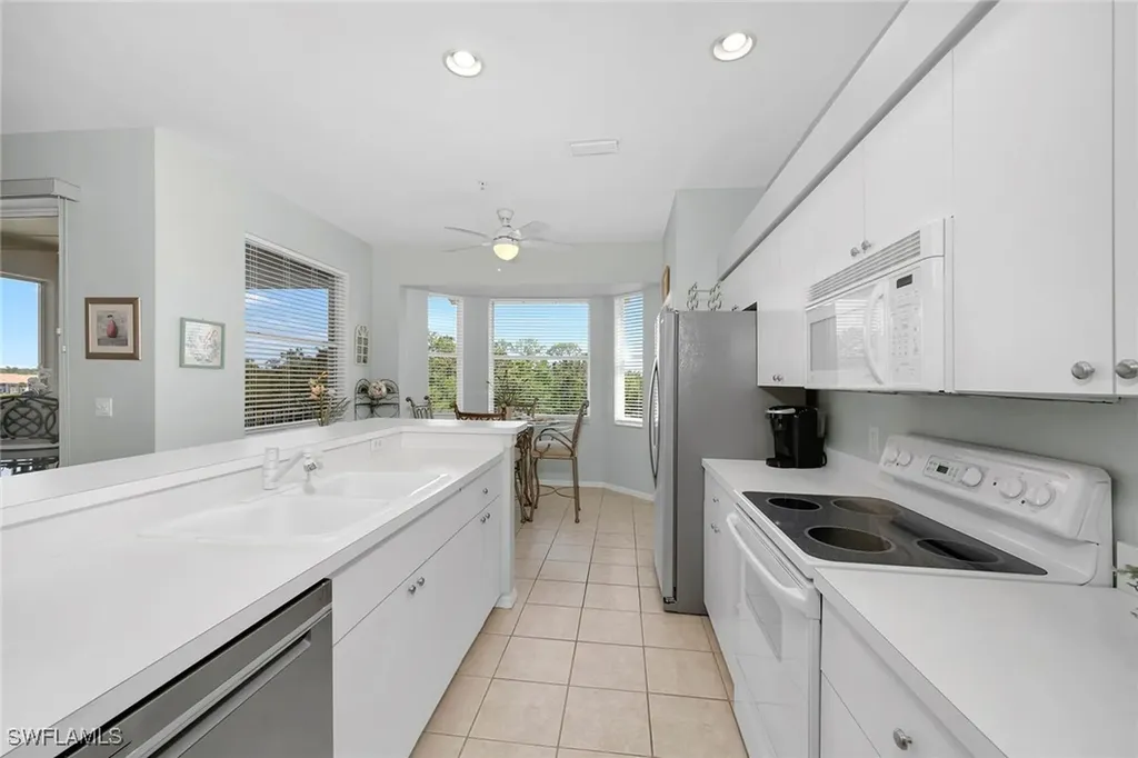 3800 Sawgrass Way Naples FL 34112