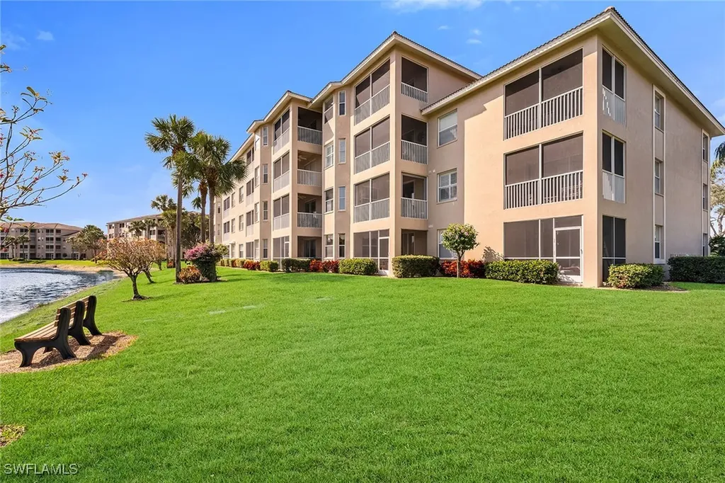3800 Sawgrass Way Naples FL 34112