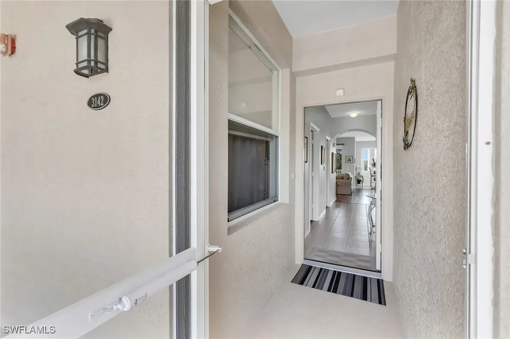 3800 Sawgrass Way Naples FL 34112