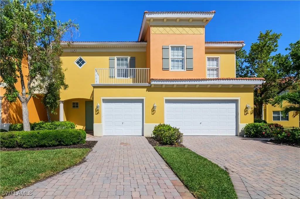Fort Myers FL, 9828 Catena Way, Unit 105