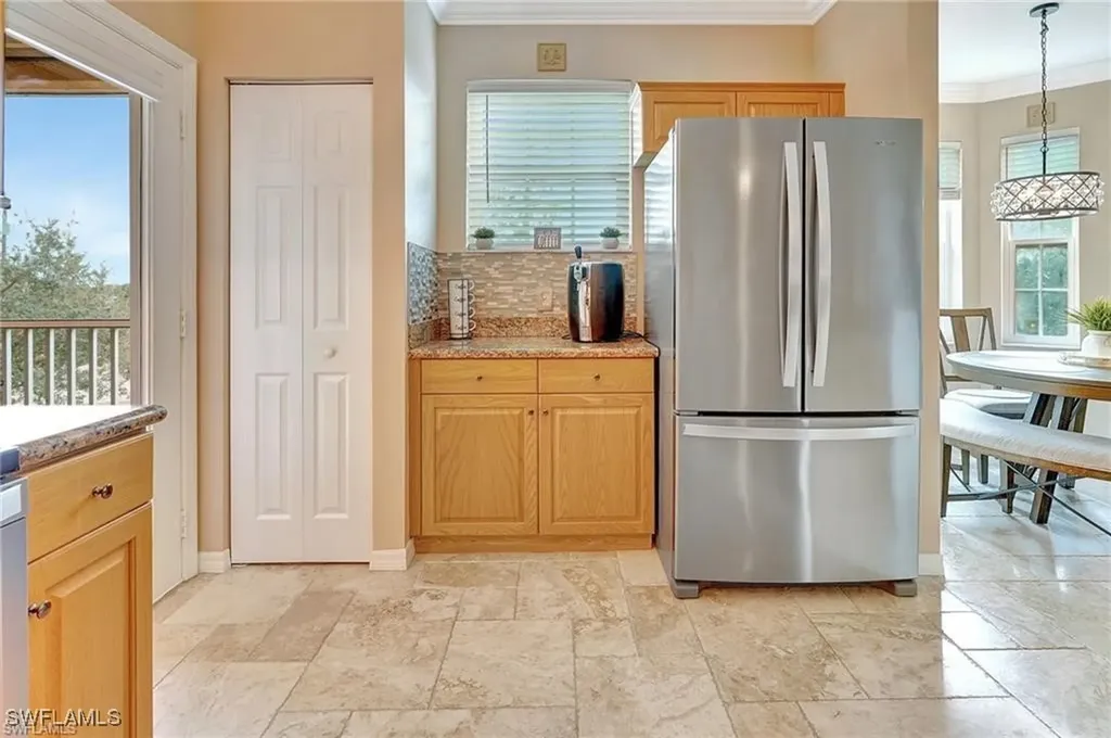 1818 Concordia Lake Circle Cape Coral FL 33909