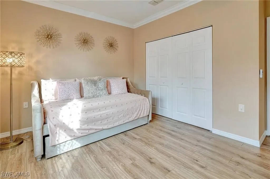 1818 Concordia Lake Circle Cape Coral FL 33909