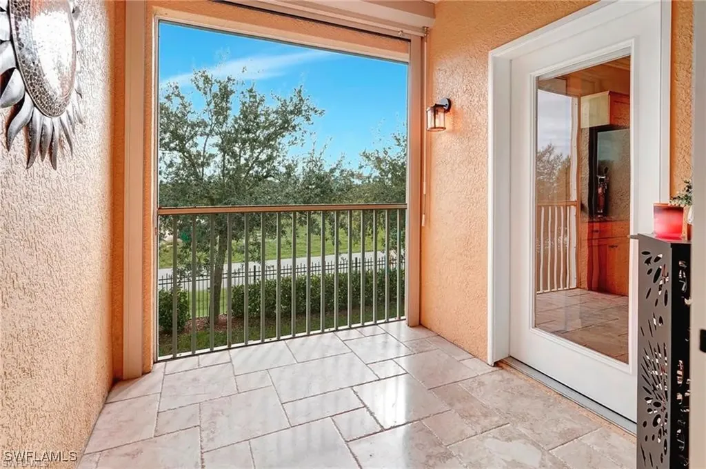 1818 Concordia Lake Circle Cape Coral FL 33909