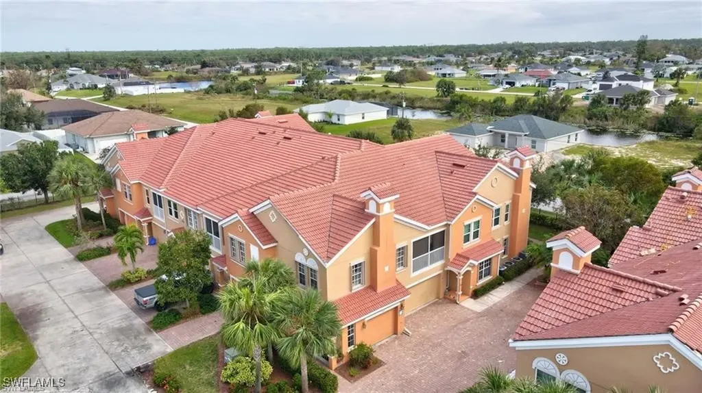 1818 Concordia Lake Circle Cape Coral FL 33909