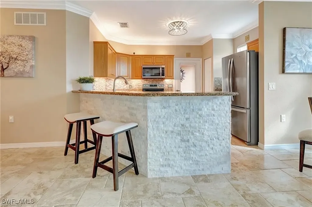 1818 Concordia Lake Circle Cape Coral FL 33909