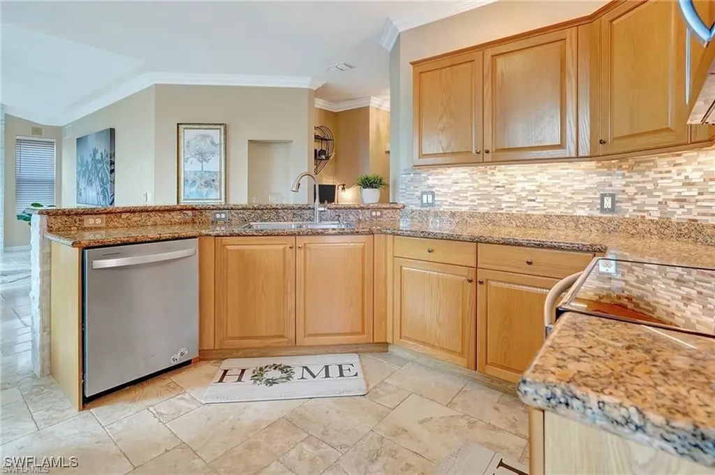 1818 Concordia Lake Circle Cape Coral FL 33909