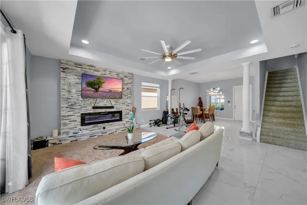 2736 Blue Cypress Lake Court Cape Coral FL 33909