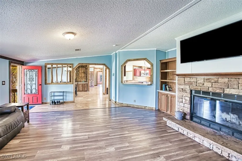 1216 Pine Avenue Labelle FL 33935