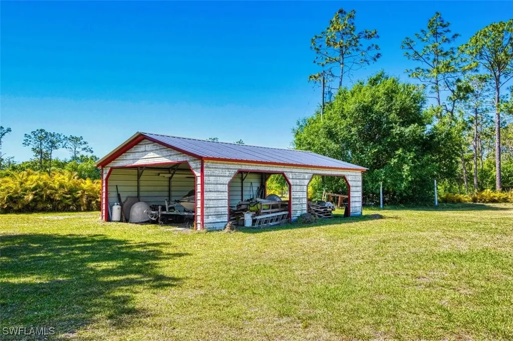 1216 Pine Avenue Labelle FL 33935