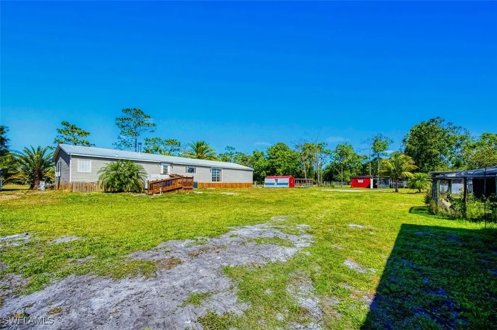 1216 Pine Avenue Labelle FL 33935