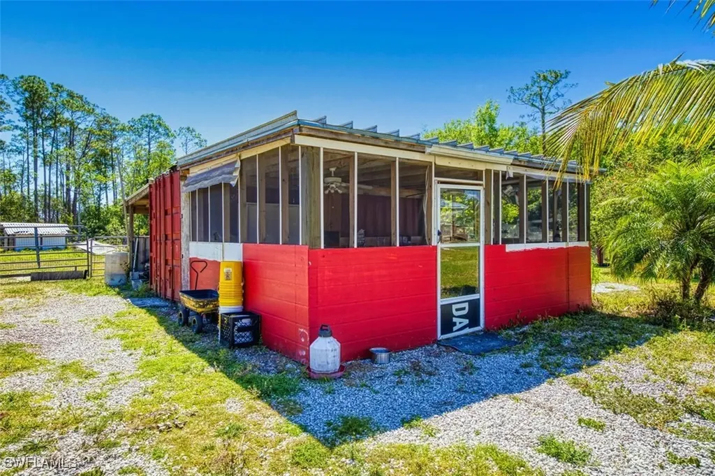 1216 Pine Avenue Labelle FL 33935